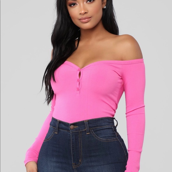 Fashion Nova Tops - Fashion Nova®️ Hot pink off shoulder top 💕 M